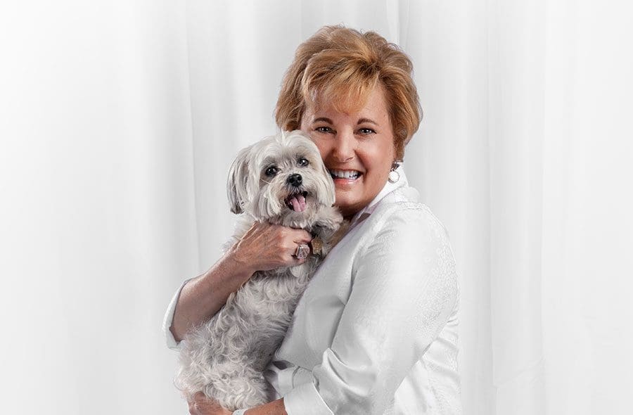 Tracy-Belton-holding-her-dog