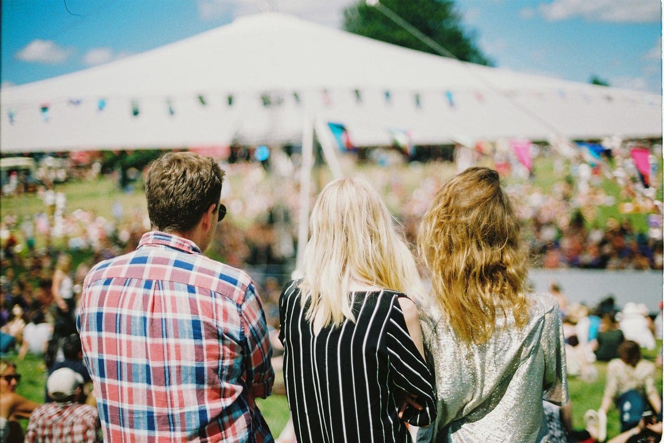 crowd-outdoor-festival