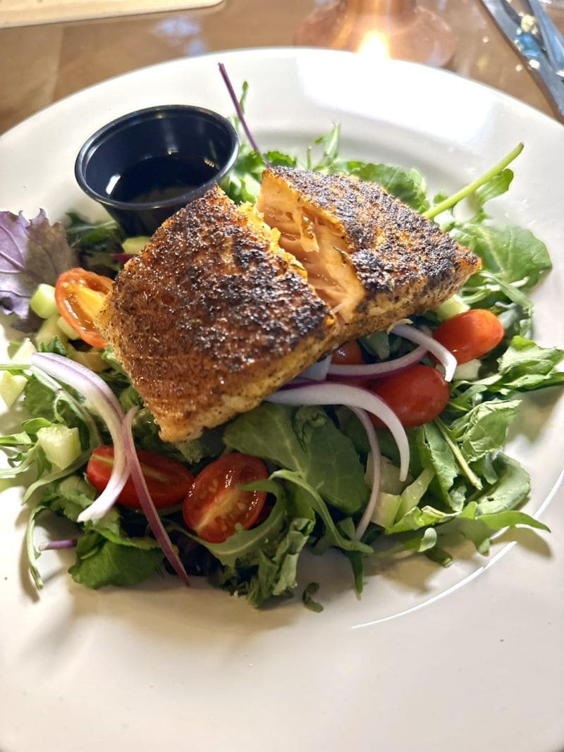 Whiskey Kitchen Opens in Mount Dora To Rave Reviews