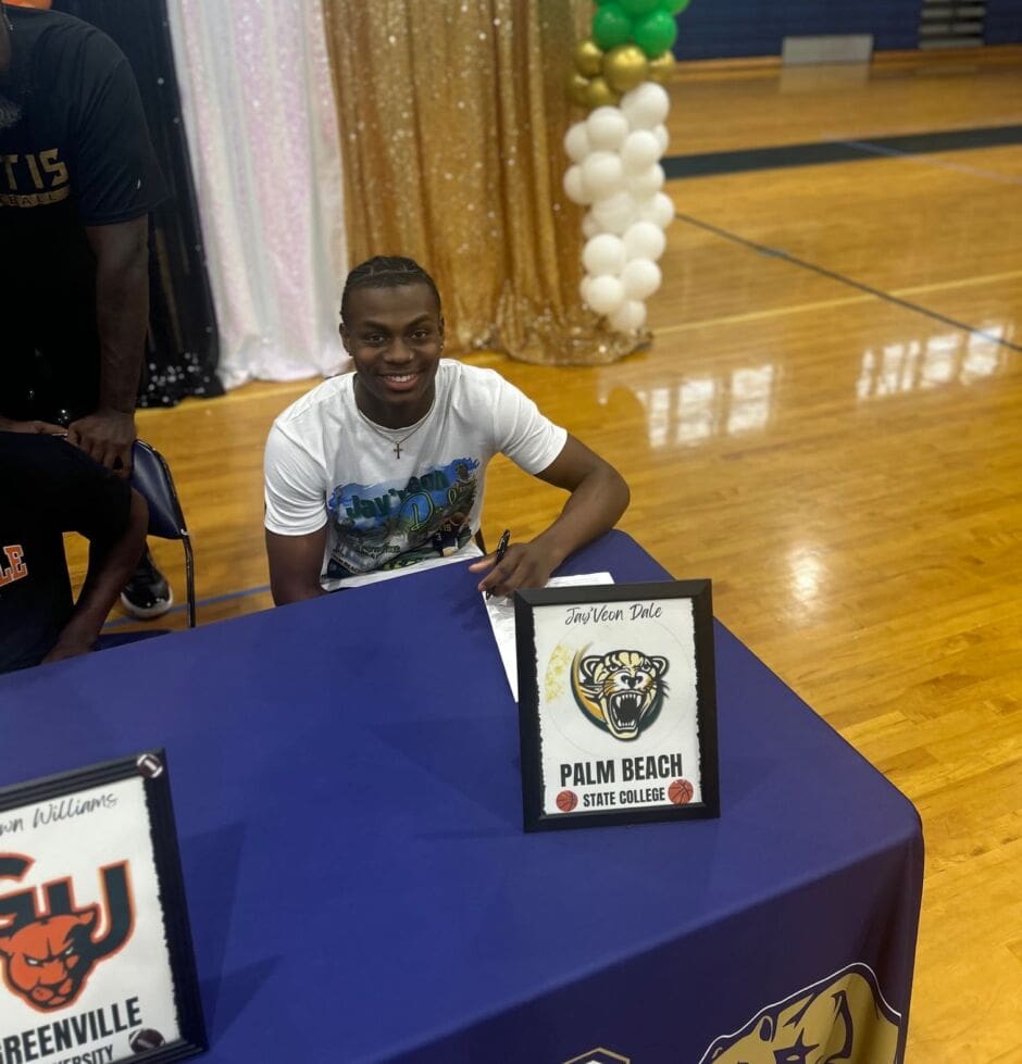 Eustis High Basketball Players Sign College Commitment Letters