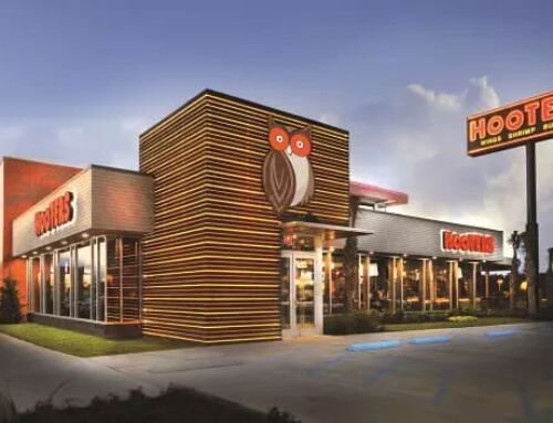 Hooters Breaks Ground on First Location in The Villages