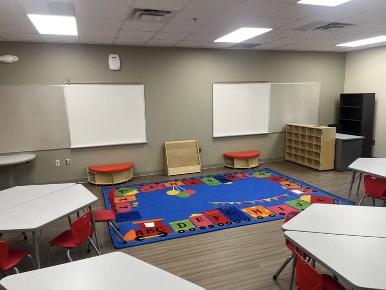 Fruitland Park Elementary School Opens Brand New Campus with Ribbon