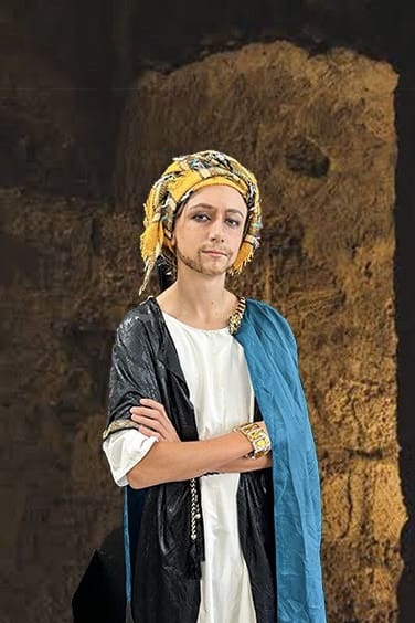 D54745F3-4767-4C26-BF27-E6B72FCA7C0F 2