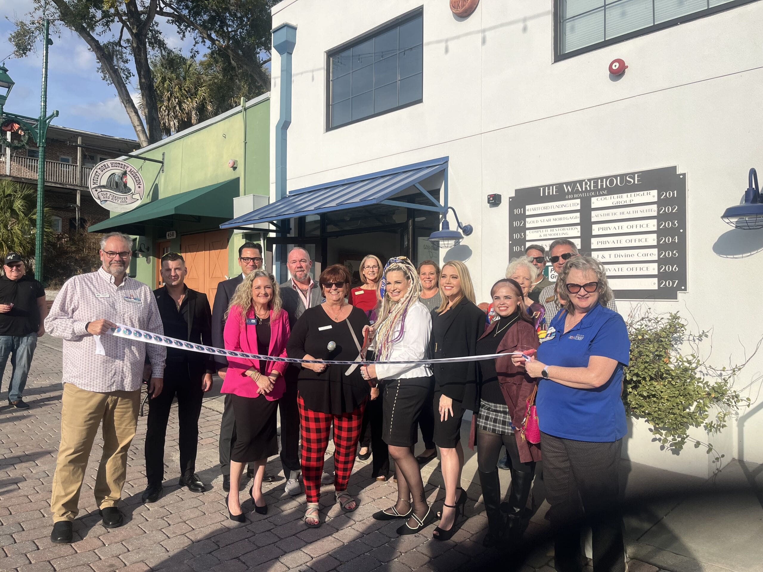 Hartford Funding Ribbon Use