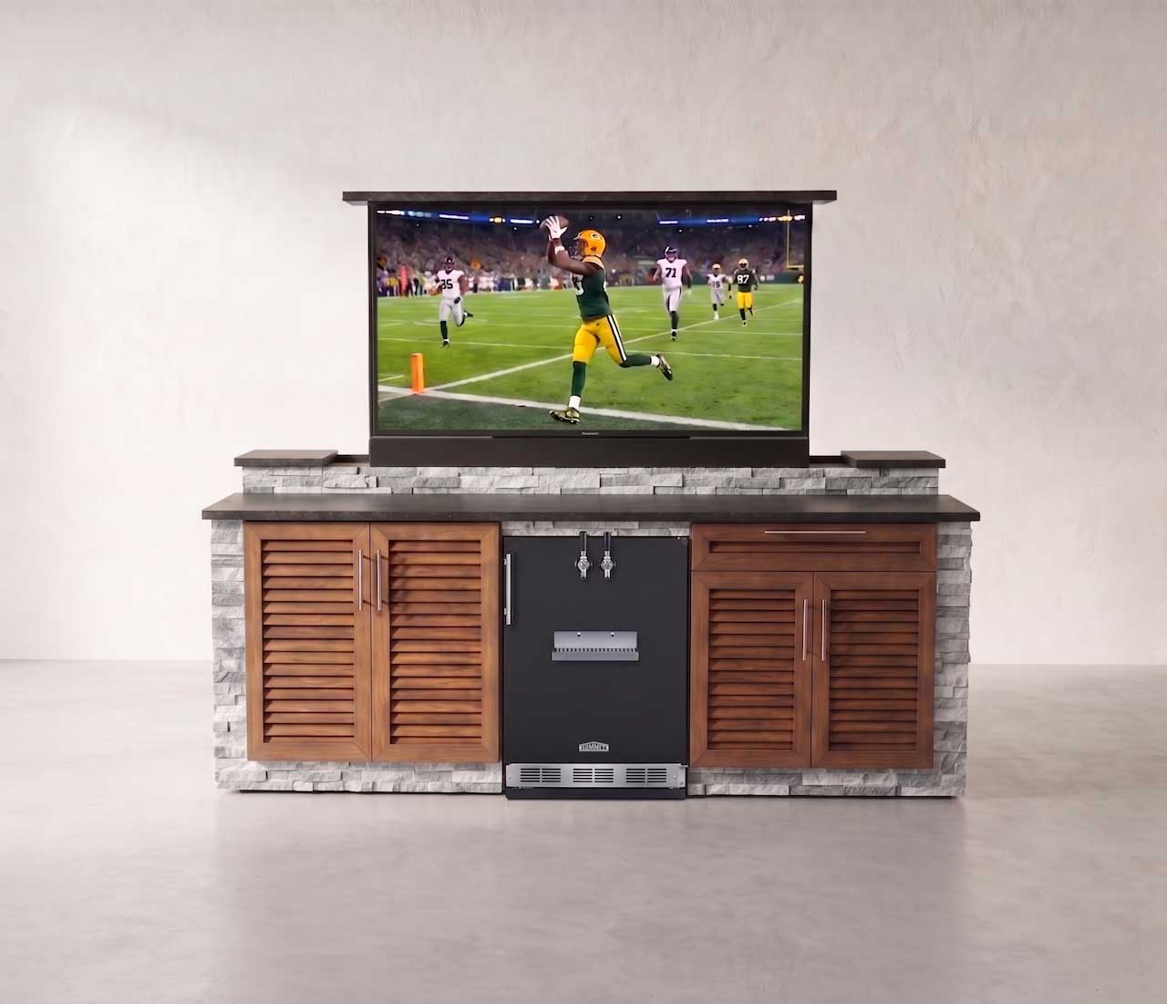 Big Ridge Outdoor Living: outdoor TV